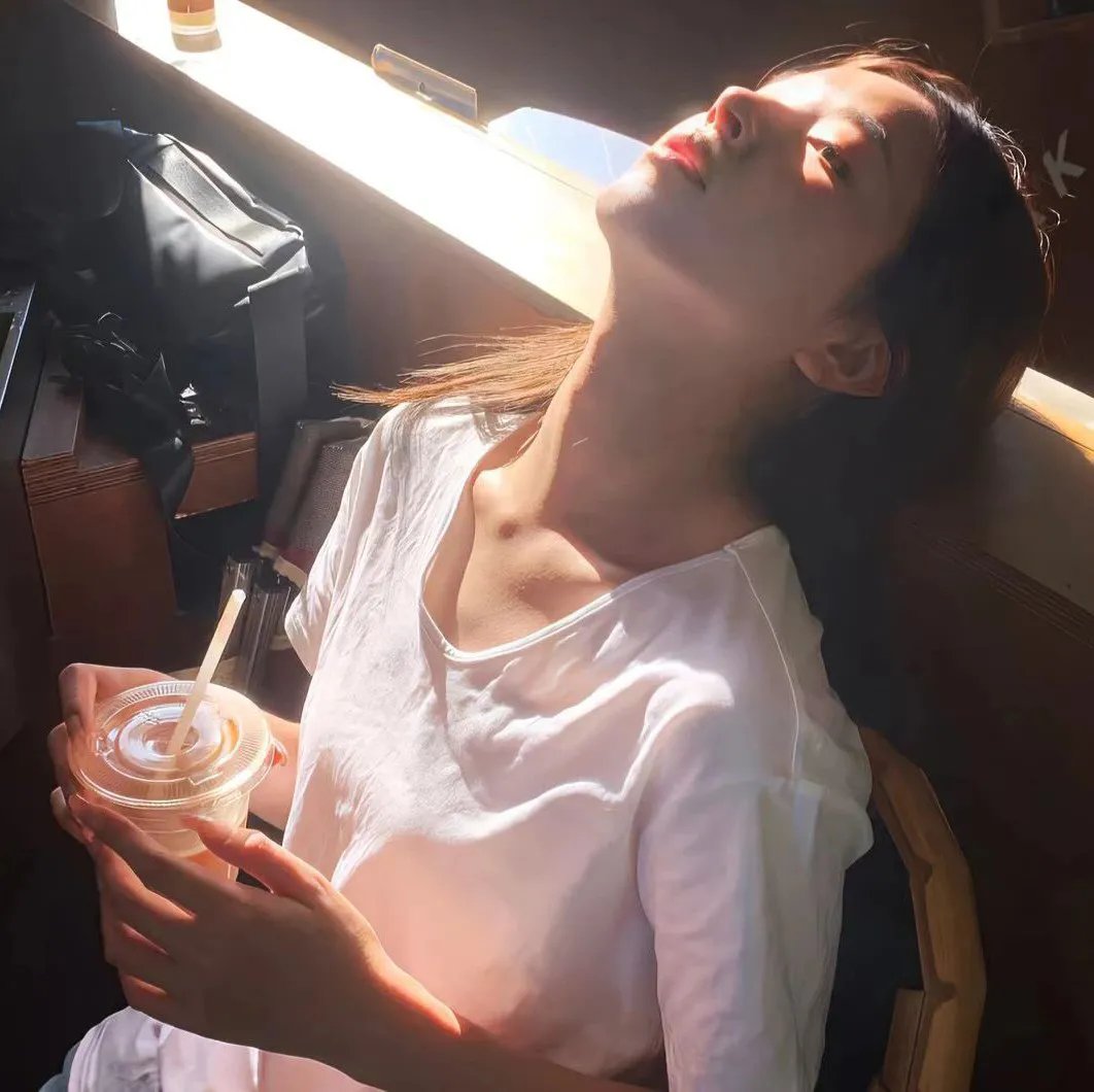 女皇之刃 叛乱 在线观看